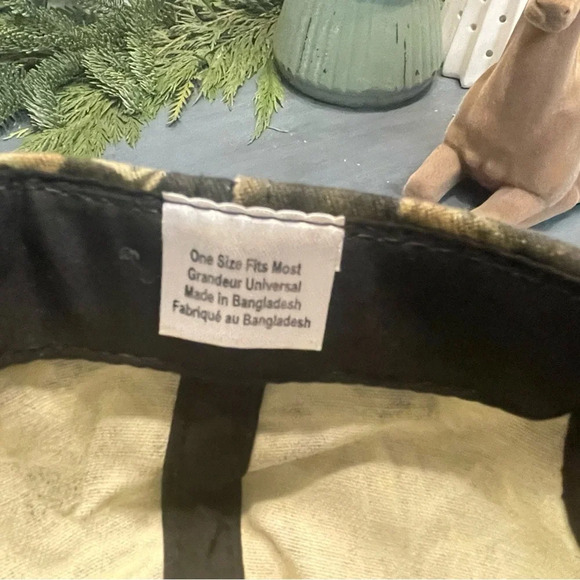 Brand new! CABELA’S Camo Cap - Picture 8 of 9